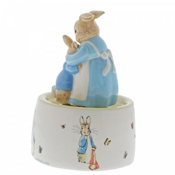 Статуэтка Mrs. Rabbit & Peter Rabbit Ceramic Musical