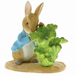 Статуэтка Heartwood Creek Peter Rabbit with Lettuce