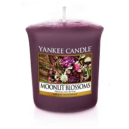 Свеча ароматическая Yankee Candles Цветение при лунном свете